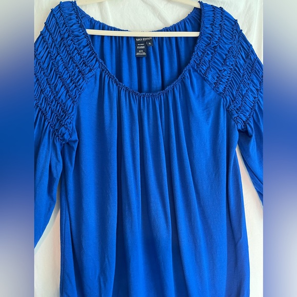 Max Edition Elastic Scoop Neck Blouse - Picture 3 of 8